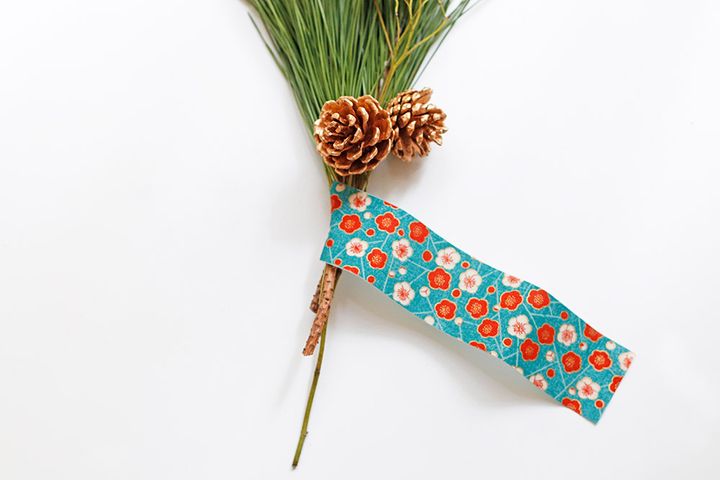 お正月のプチプラ玄関飾り