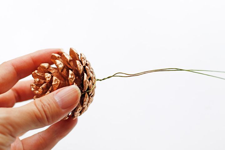 お正月のプチプラ玄関飾り