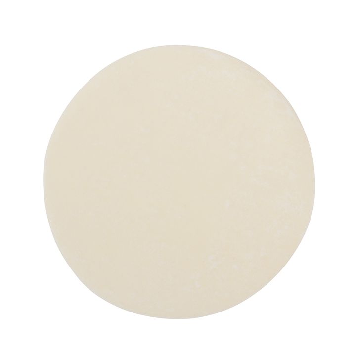 〈隆祥房〉の餃子の皮