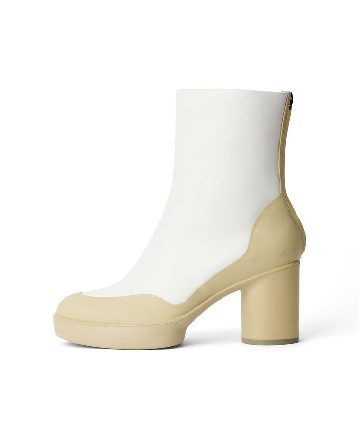 北欧ならではの色使いに注目！デンマーク発のフットウェア《ECCO》が女優・臼田あさ美を起用した新カプセルコレクションを提案