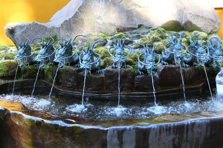 新年「辰」の年に箱根・芦ノ湖の龍神さまにお参り、「箱根神社」から「九頭龍神社」へ