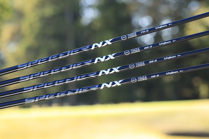 ボールがしっかりつかまって狙える！ドライバーシャフトをプロがガチ試打！