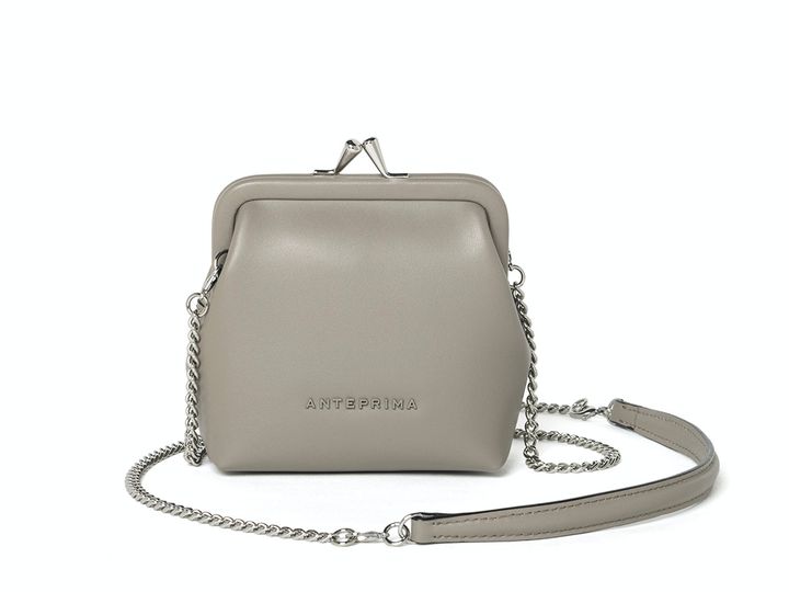 画像: 「エレガンツァ/スモール」【縦11×横10×マチ5cm、ポケット2／コンパートメント1】￥25,300 出典：アンテプリマ