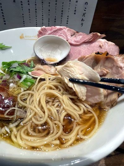 「ROPPONGIつなぐ☆はまぐりと魚介の醤油らーめん」【奥山佳恵の『ラーメン天国』第百二十三回】の画像9