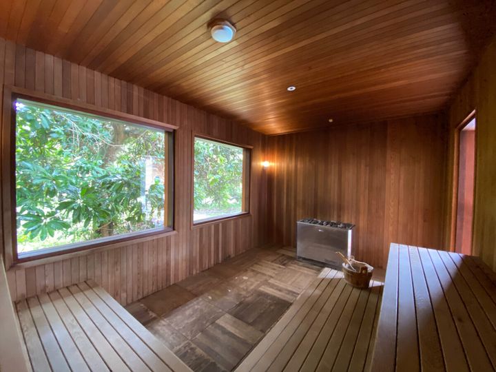 ゴルフも海もサウナも楽しめる！ ニューカレドニア西海岸の超おすすめリゾート