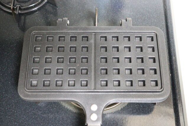 ワッフル レシピ 生地を焼く