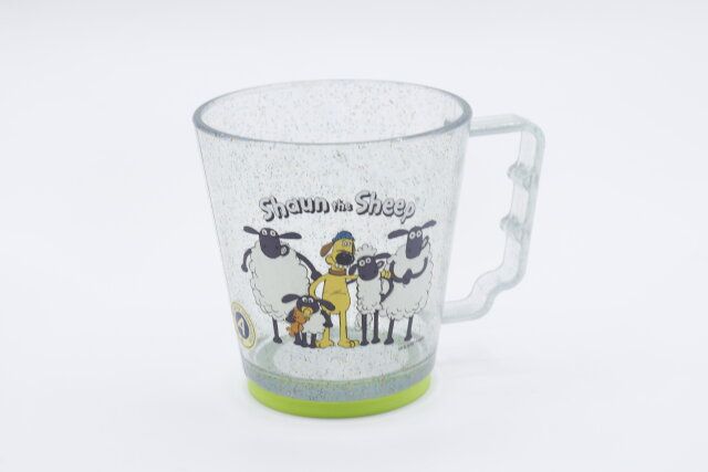 ひつじのショーンクリアラメコップのパッケージ