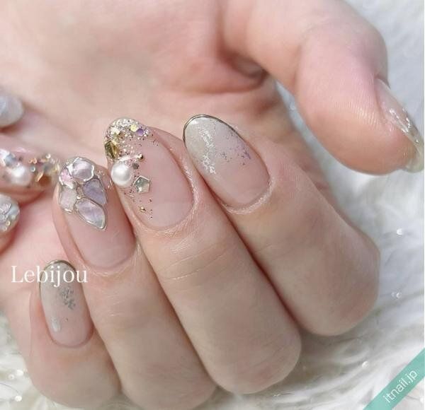 Le bijouが投稿したネイルデザイン [photoid:I0126422] via Itnail Design (725043)