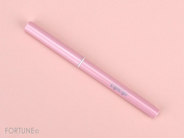 シピシピ ポイントコンシーラー いちごみるく