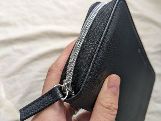 ファスナー・ブラック