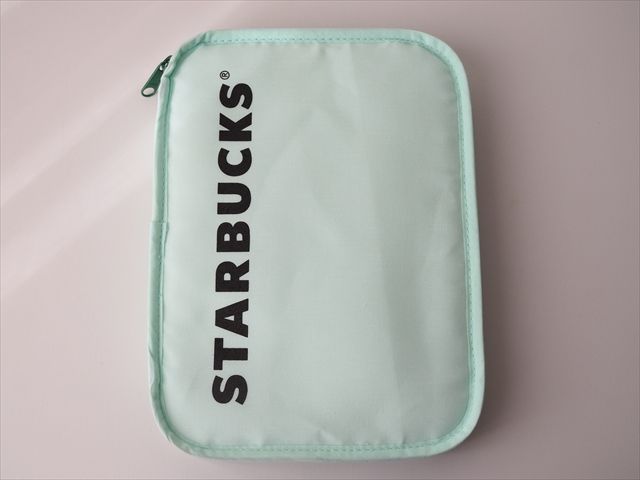 スターバックス福袋2024のリバーシブルマルチケース