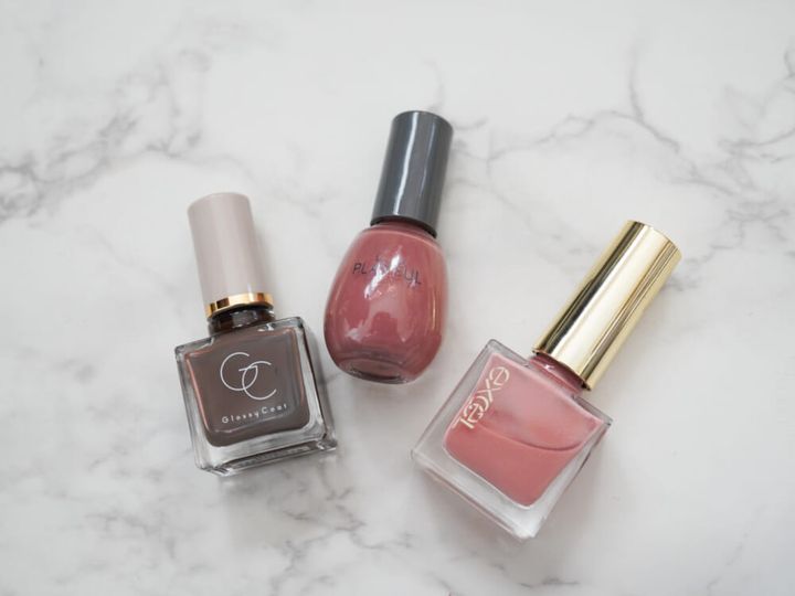 簡単に今年風の爪先に！40・50代に◎なネイル◯つ