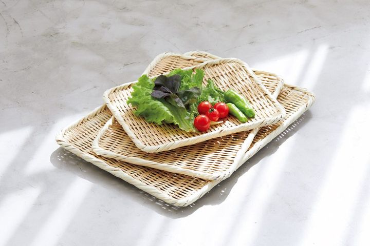 〈谷中松野屋〉の真竹角盆ざる