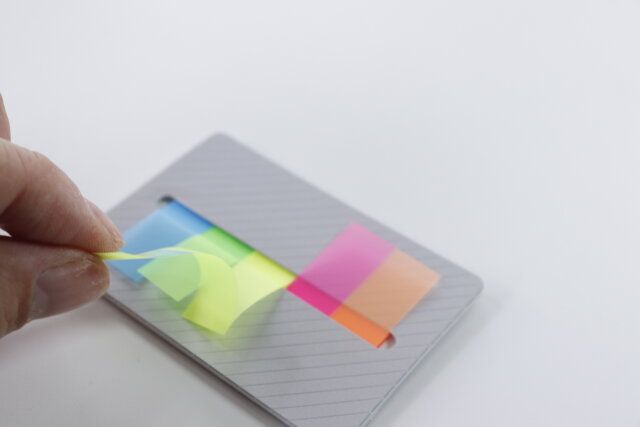 ダイソー フィルム付箋（カード型） 仕組み