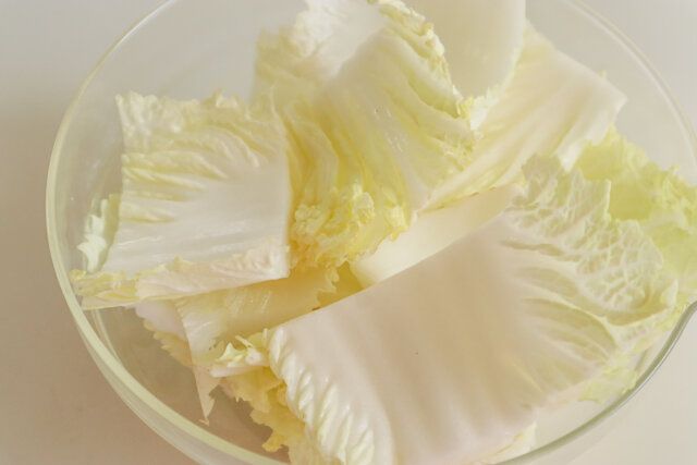 コウケンテツ 白菜チヂミ 再現レシピ 白菜を切る