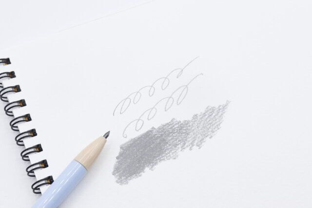 デッサンにも使える100均のシャーペン