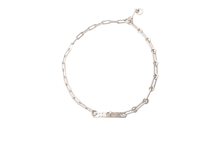 〈エルメス〉のブレスレット