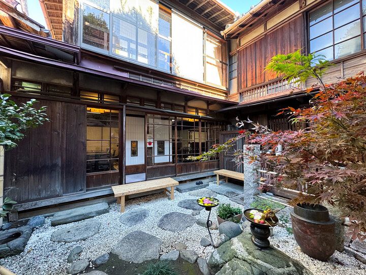 江戸時代にタイムスリップ♪川越の伝統的な蔵造りの空間で日本文化体験を「百足屋」