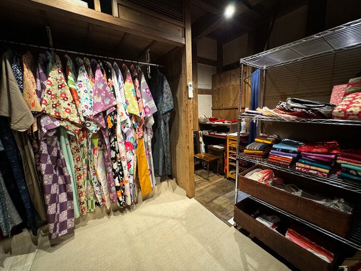 江戸時代にタイムスリップ♪川越の伝統的な蔵造りの空間で日本文化体験を「百足屋」