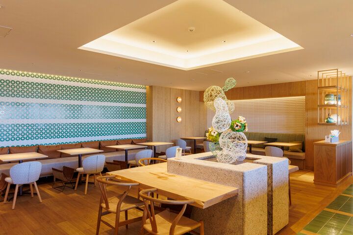 限定メニューや工場見学に心躍る♪ お菓子のミュージアム「atelier京ばあむ」が京都・十条に登場