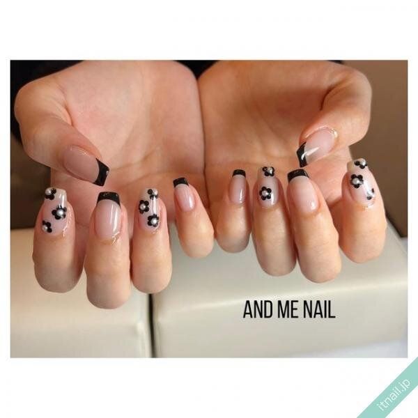AND ME NAILが投稿したネイルデザイン [photoid:I0125149] via Itnail Design (724958)