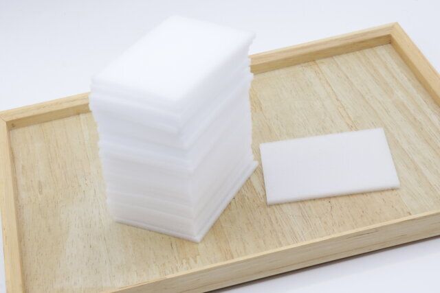 ダイソーのシートタイプのメラミンスポンジは1回分のお掃除に便利