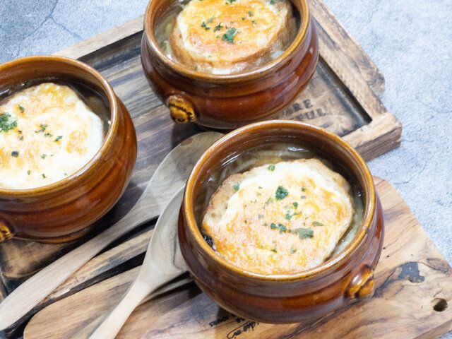 オニオングラタンスープ レシピ 完成