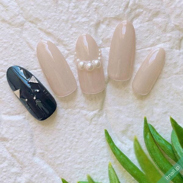 ネイルサロン ナシノキが投稿したネイルデザイン [photoid:I0120587] via Itnail Design (724979)