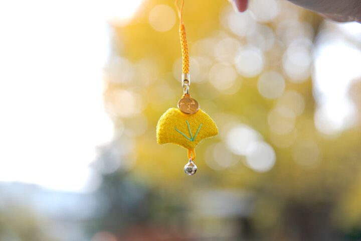 徳川吉宗が建立した「赤坂氷川神社」へ。 限定御朱印や「はりこ干支みくじ」を目当てに