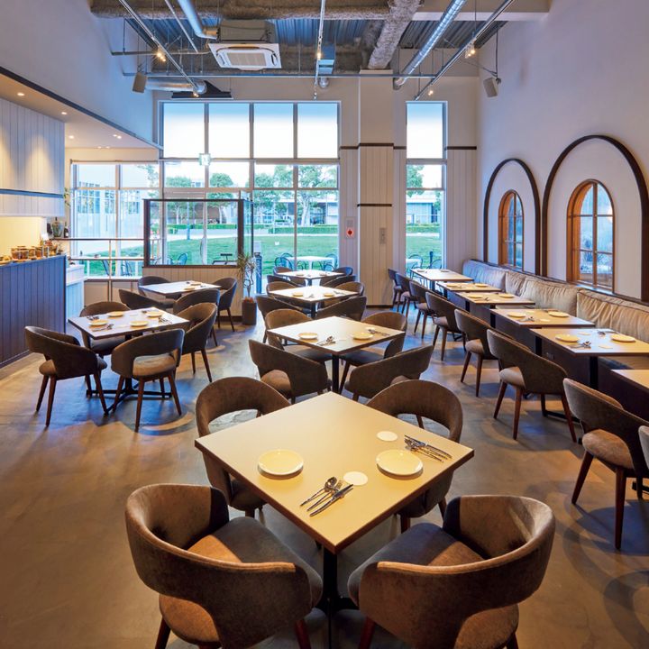 グルマン温故知新：みなとみらい〈TrattoriaTabulé〉店内