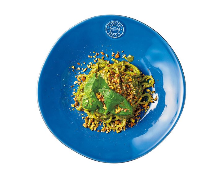 グルマン温故知新：みなとみらい〈TrattoriaTabulé〉「バジルとフレッシュケールのジェノヴェーゼ キタッラ」