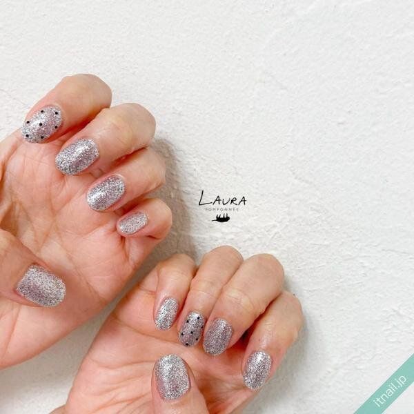 LAURA POMPONNEEが投稿したネイルデザイン [photoid:I0128909] via Itnail Design (724992)