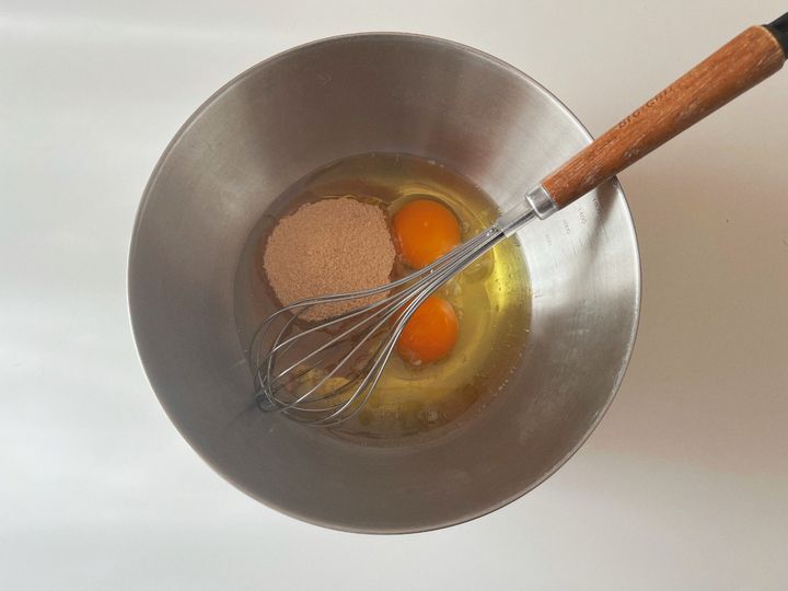 余ったお節で作る黒豆くるみラムレーズンの米粉パウンドケーキ【渡辺友美子のコーヒーに合うお菓子のレシピ vol.24 〜レシピで旅するヨーロッパ〜】