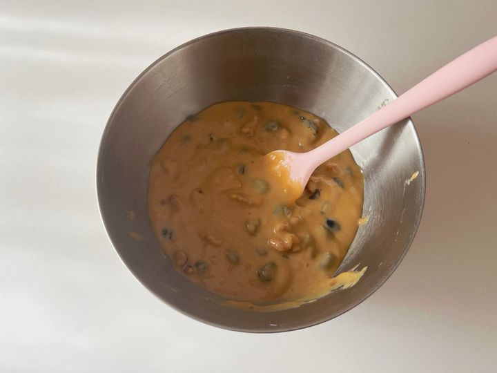 余ったお節で作る黒豆くるみラムレーズンの米粉パウンドケーキ【渡辺友美子のコーヒーに合うお菓子のレシピ vol.24 〜レシピで旅するヨーロッパ〜】