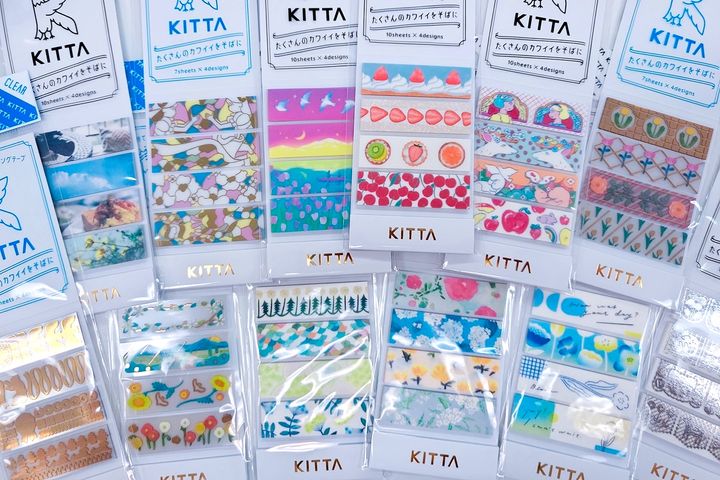 カードサイズのマスキングテープ「KITTA」も人気シリーズの一つ