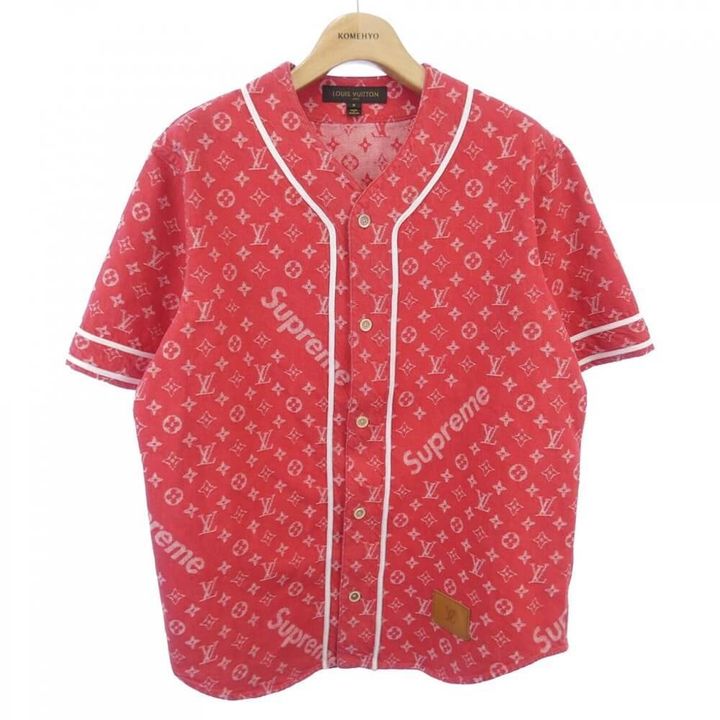 ルイヴィトンとシュプリームのコラボシャツ