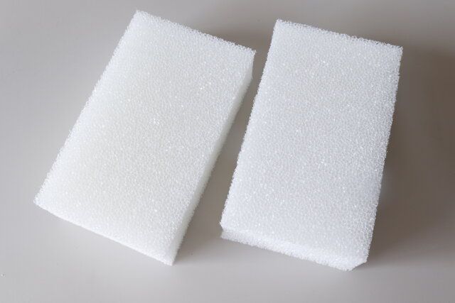 スリーコインズ めくって使える薄手スポンジ30PCS 300円