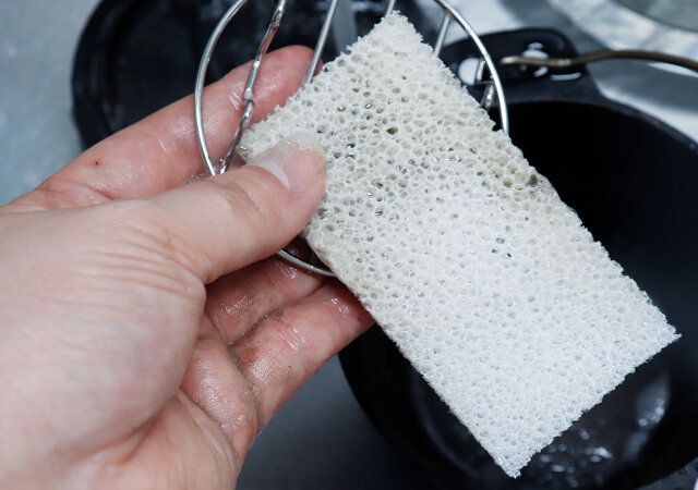 スリーコインズ めくって使える薄手スポンジ30PCS アウトドア