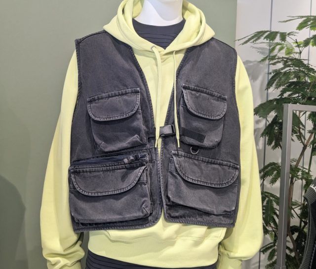 GU「ユーティリティベスト」メンズボディ