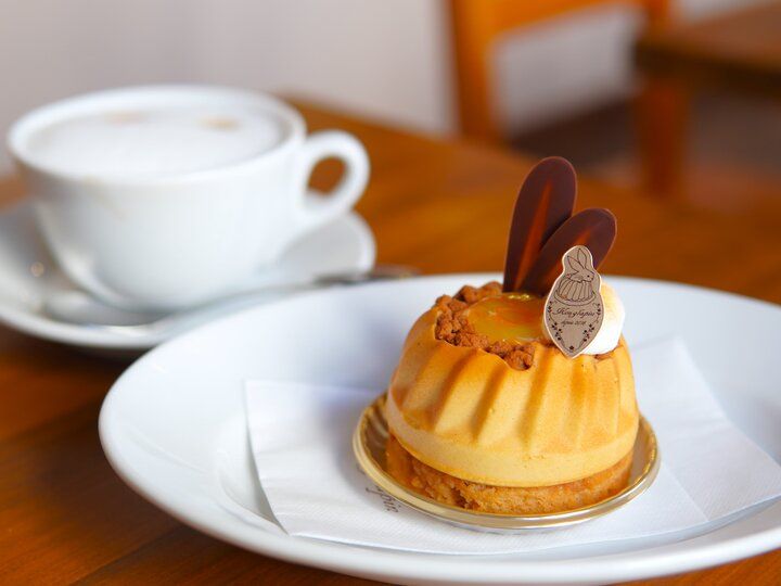 鎌倉のパティスリーで見つけた♪チョコレートで仕立てたうさぎの耳がキュートなケーキ「クグラパン」