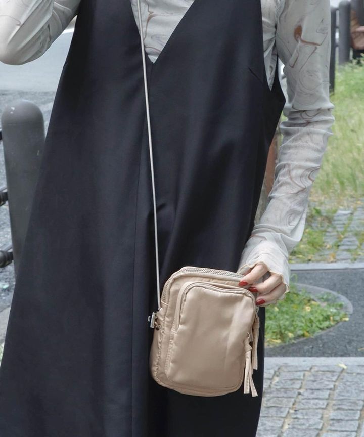 画像1: 出典：3COINS