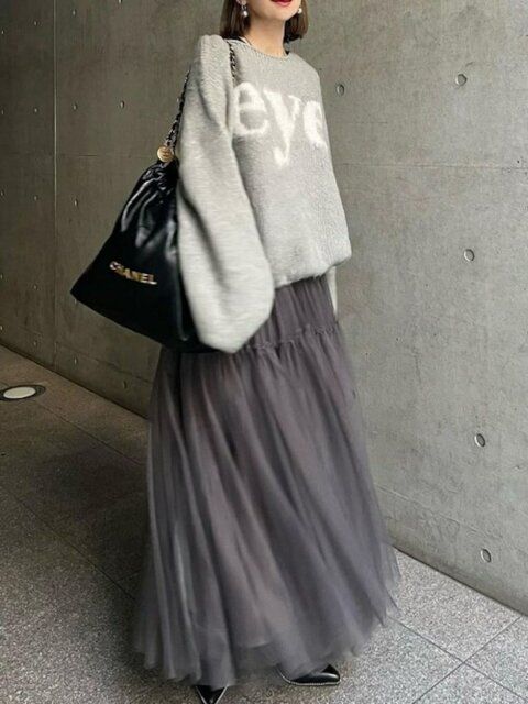 大人の冬におすすめのチュールスカートコーデ