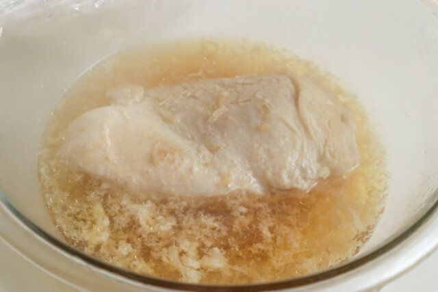 鶏塩チャーシュー 山本ゆり レシピ 鶏肉をレンチンする