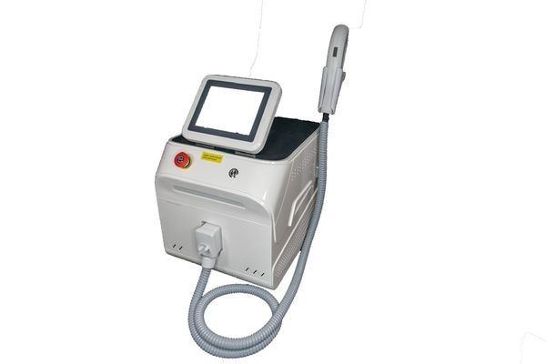 新型フォトフェイシャル「オプティマム」美容機器画像