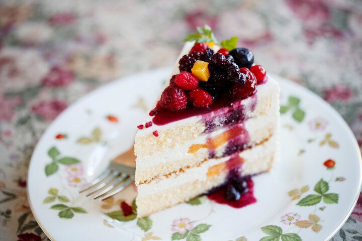 正統派アフタヌーンティーがいただける、アンティーク家具に彩られた洋館「北浜レトロ」