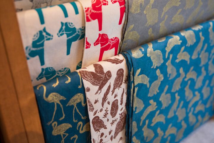 何を包むかわくわく♪ラッピングペーパーの専門店「REGARO PAPIRO 東京蔵前店」