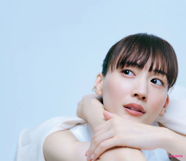 綾瀬はるかさんインタビュー。「年齢を重ねる中で、人生を選択できる楽しさを実感」_3