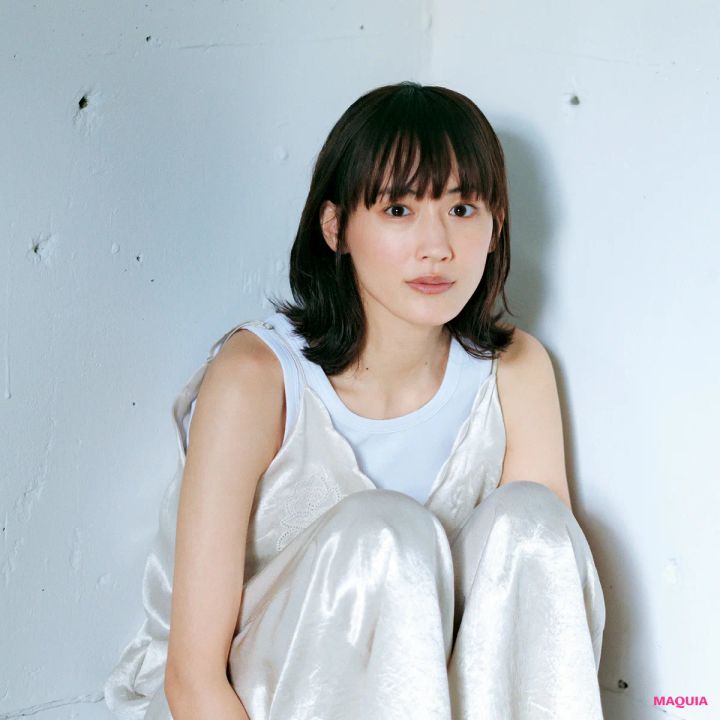 綾瀬はるかさんインタビュー。「年齢を重ねる中で、人生を選択できる楽しさを実感」_4