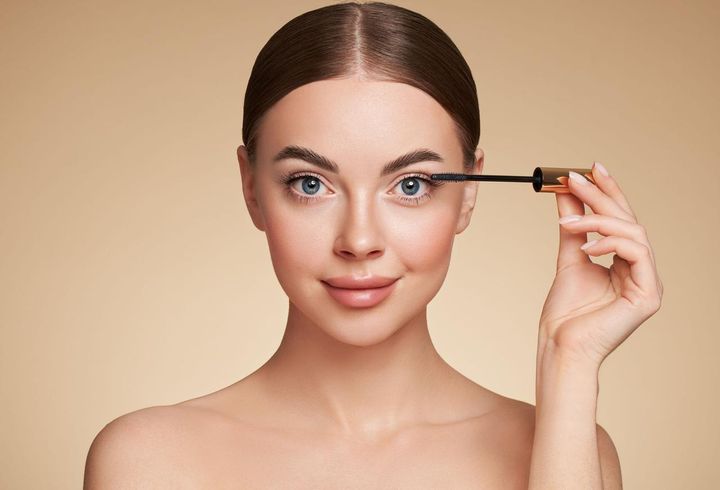 画像: メイクのプロが教えるマスカラのダマ防止術