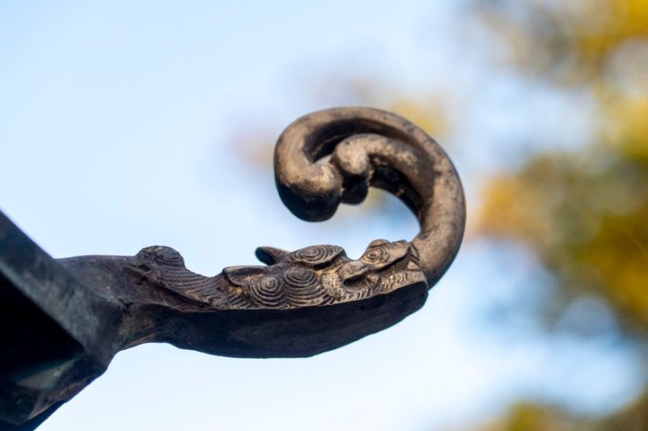 口から吐いているのが蜃気楼。ファンタジックな霊獣